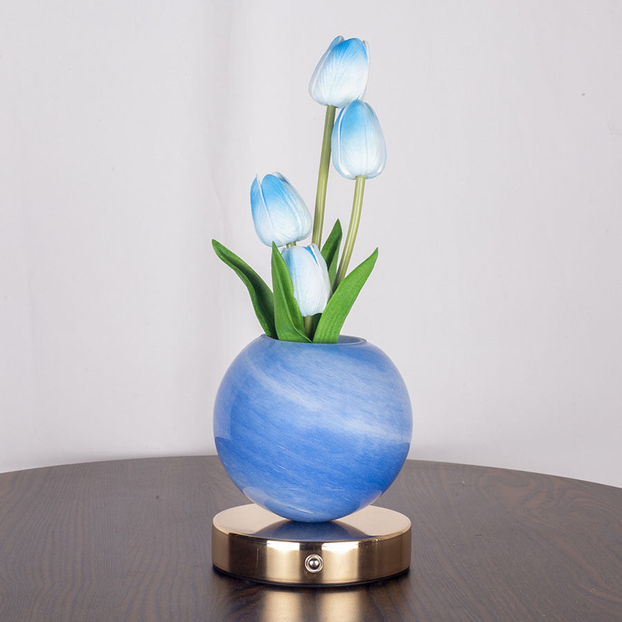 Tulip lamp turned off showing its design