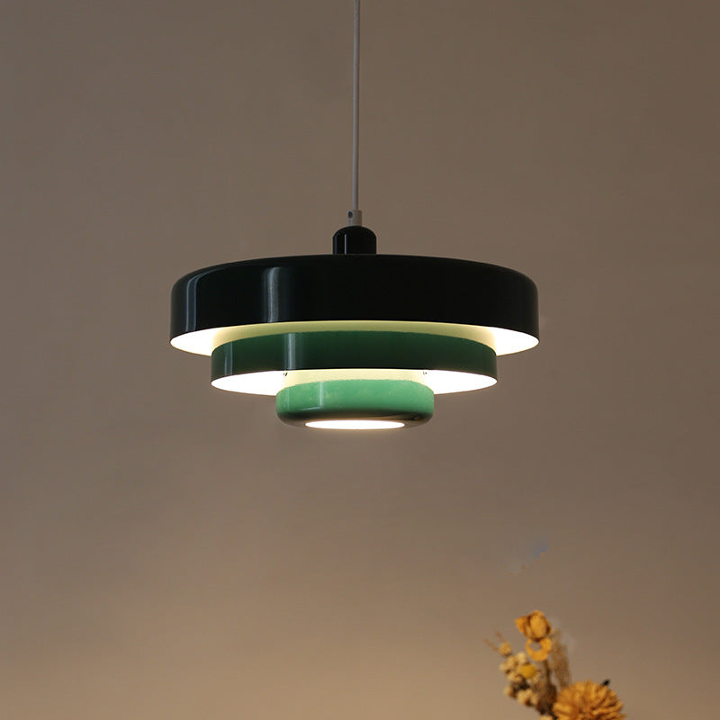 Retro pendant light in a Scandinavian-style kitchen