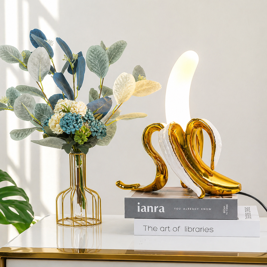 Close-up of the banana table lamp's curved design