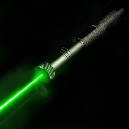 Long-range rechargeable laser pointer on display