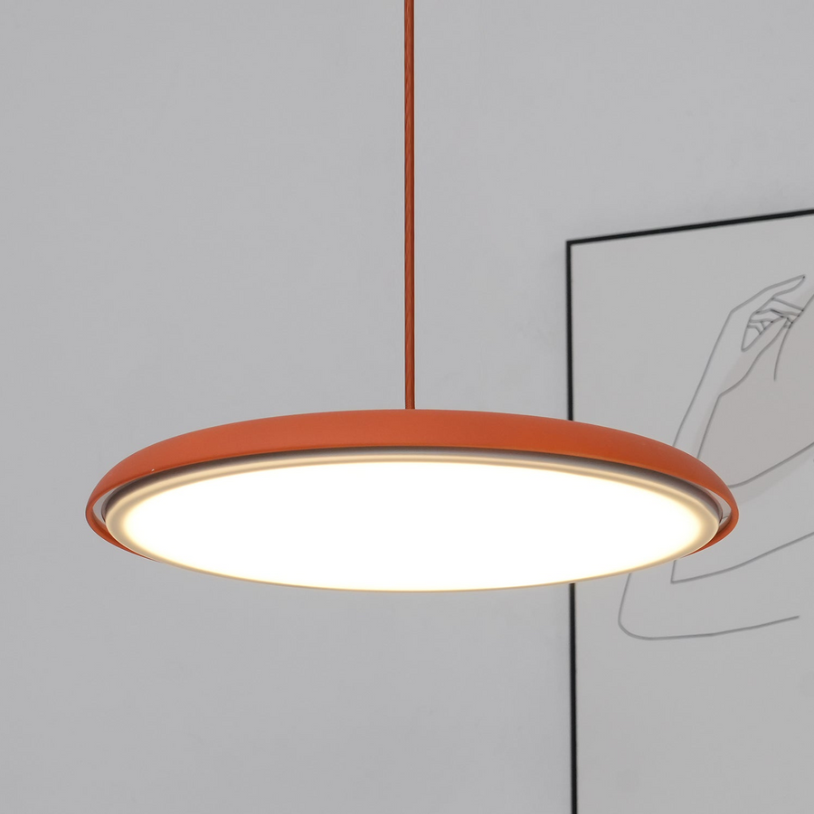 Pendant light in a large size with warm glow