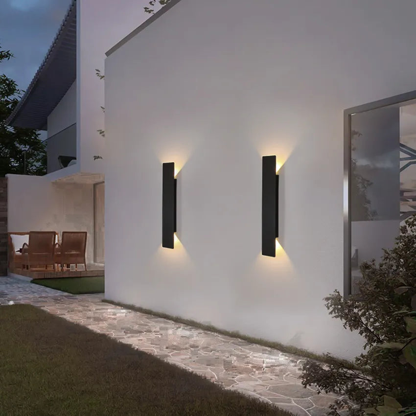 Close-up of the outdoor LED wall light's aluminum body