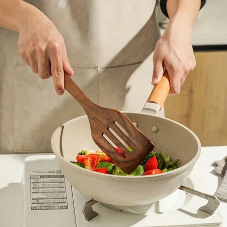 Wooden kitchen utensils photo 4