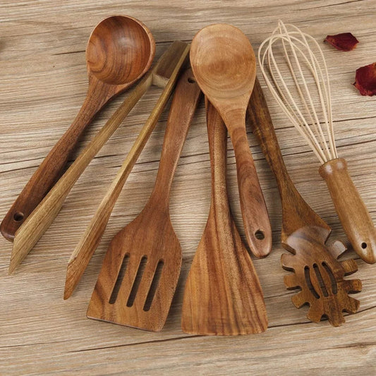 Wooden kitchen utensils photo 1