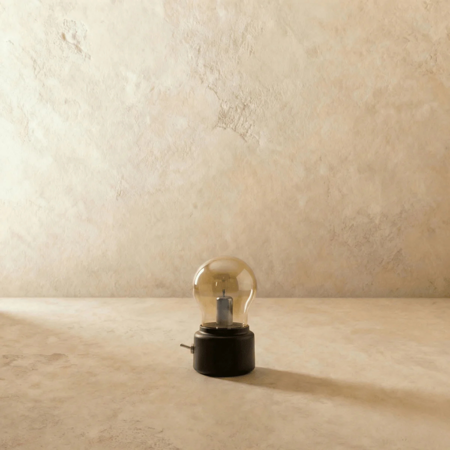 Close-up of the lamp's glass bulb design