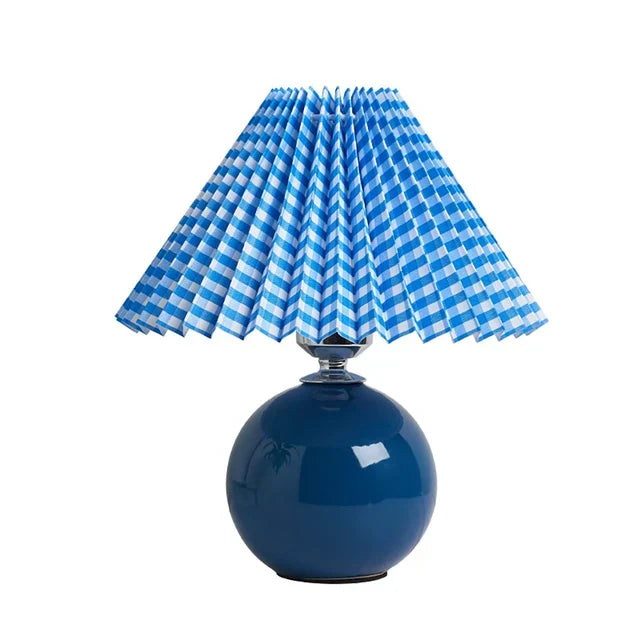 Close-up of the lamp's fabric texture